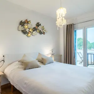 https://villa-valerie.topcostabravahotels.com